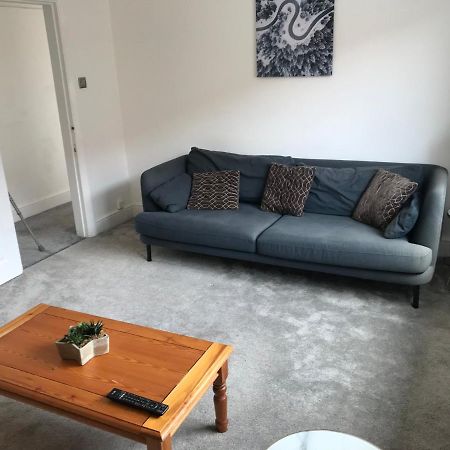 4 Bedroom Property Which Sleeps 8 Very Close To The Harry Potter Studio And Watford Junction Eksteriør billede